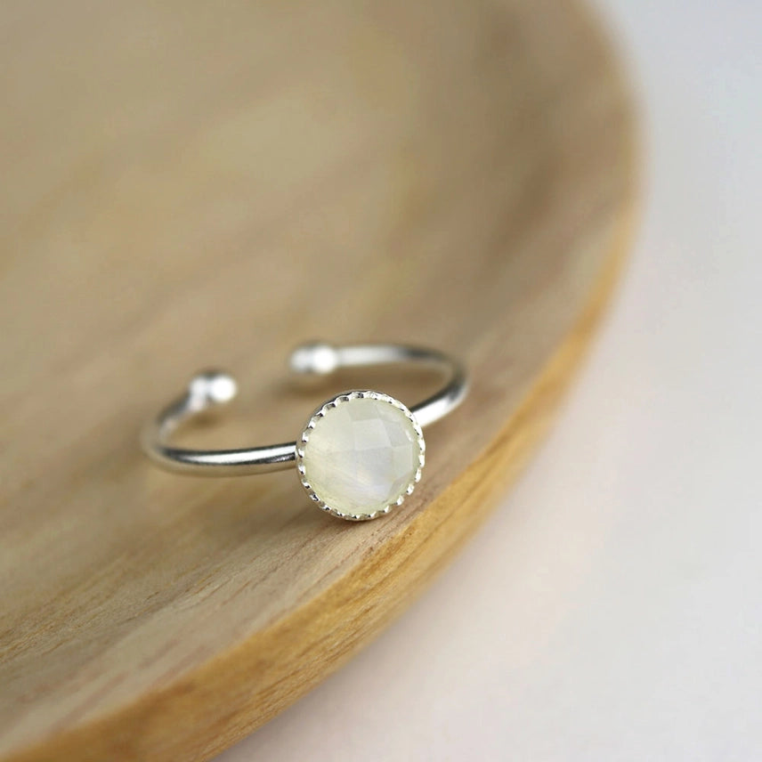 ANELLO IN ARGENTO CON PIETRA NATURALE