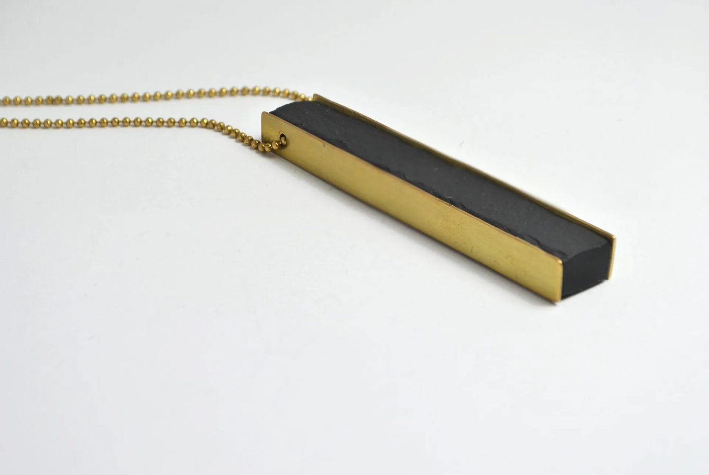 COLLANA ARTIGIANALE ZEN IN ARDESIA E OTTONE