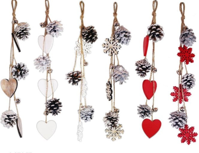 GHIRLANDA DA APPENDERE CON PIGNE, CUORI E FIOCCHI DI NEVE