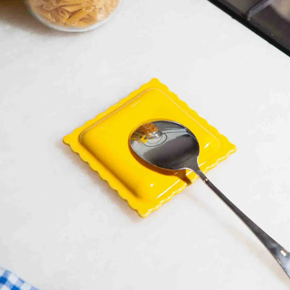 POGGIAMESTOLO IN CERAMICA "RAVIOLO" - DOIY