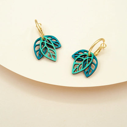 ORECCHINI IN LEGNO FOGLIE